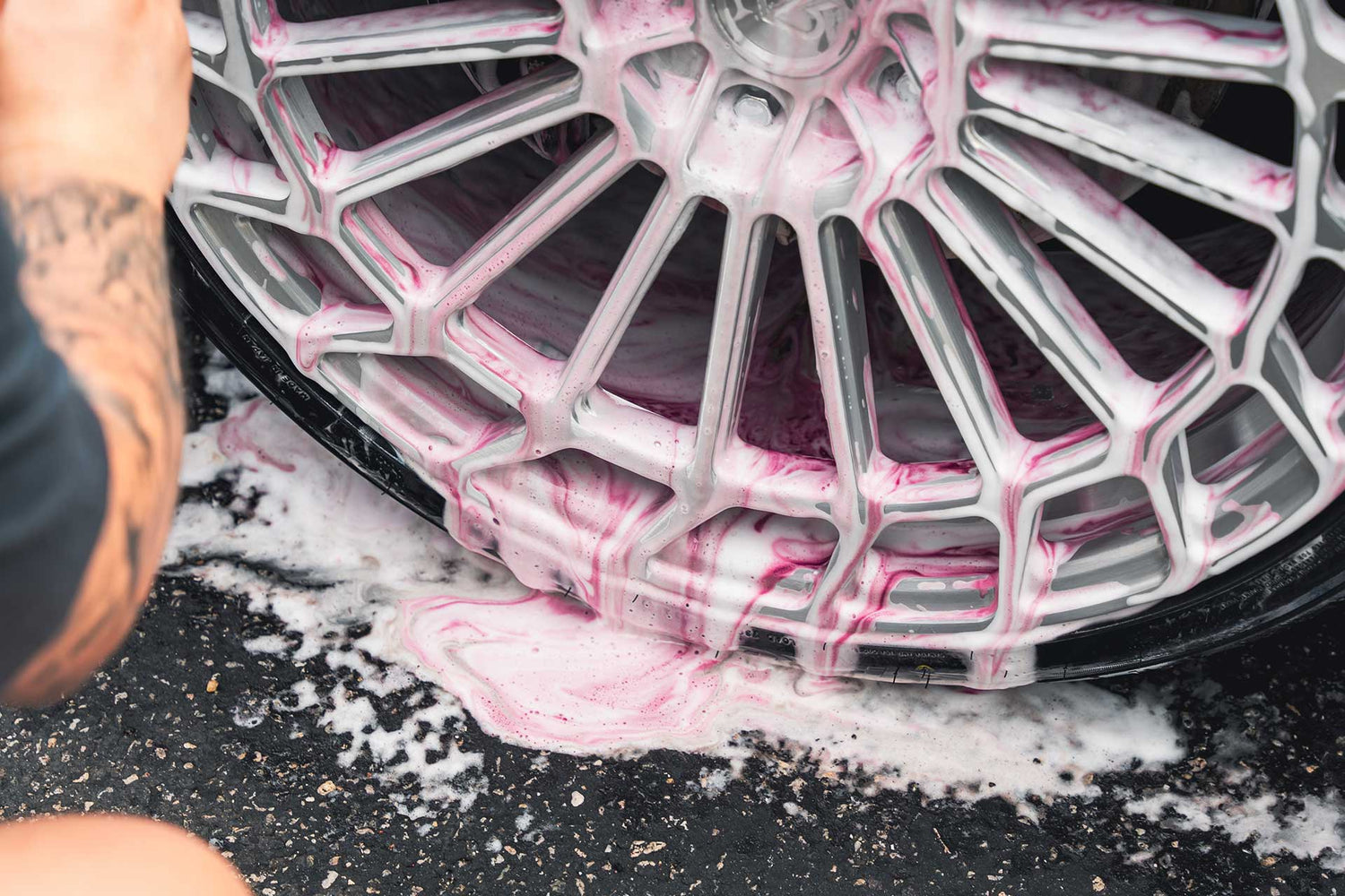 purple bleeding effect of iron remover on aftermarket wheels